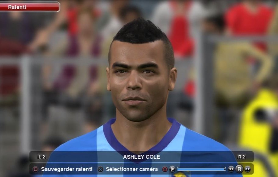 1379161679-ashley-cole.jpg