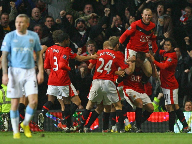 Manchester-United-celebrate-City-woe_2412400.jpg