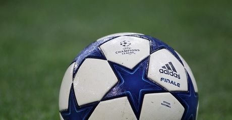 Champions-League-matchball_2520316.jpg